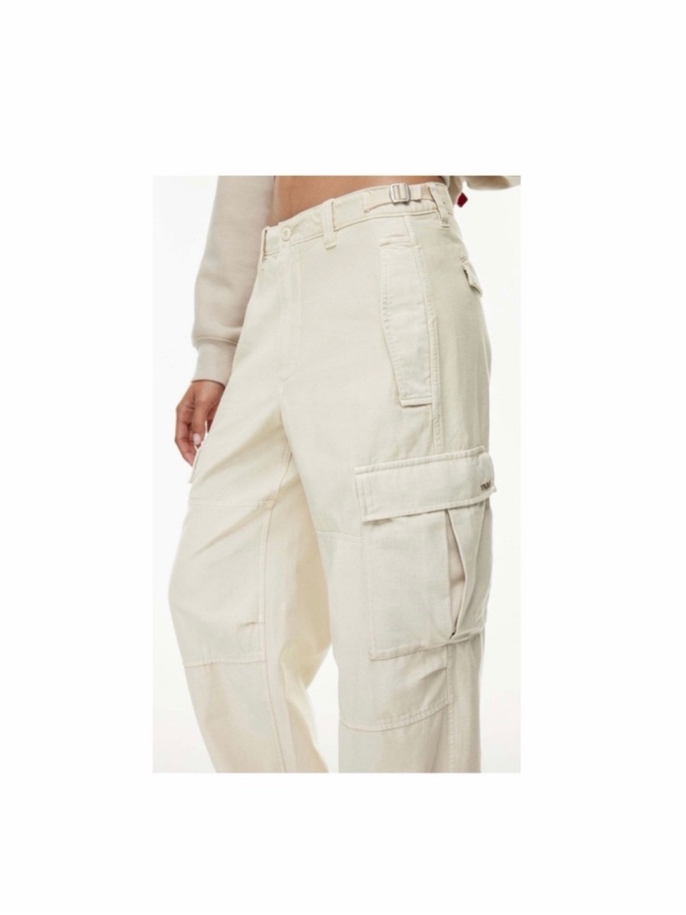 Aritzia TNA Surplus Division Cream
Cargo Pants Size 4